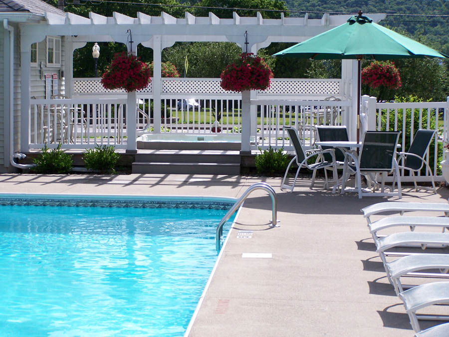 Lake George hotel outdoor heated pool